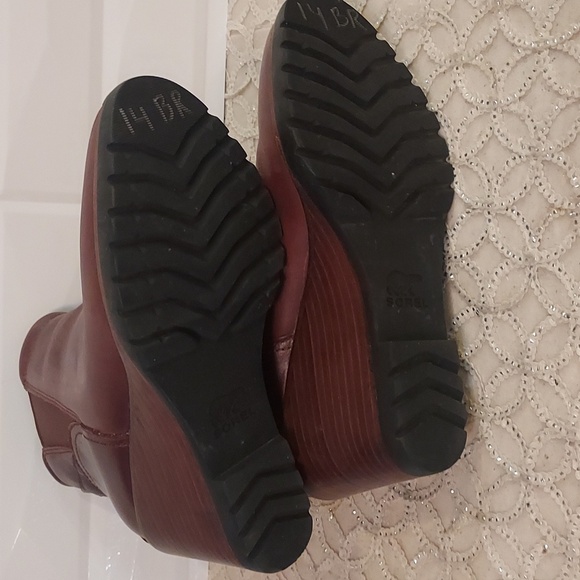 Sorel After Hours Chelsea Wedge Bootie - Picture 7 of 13